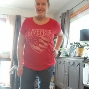 Torrid size 2 Live Free t-shirt